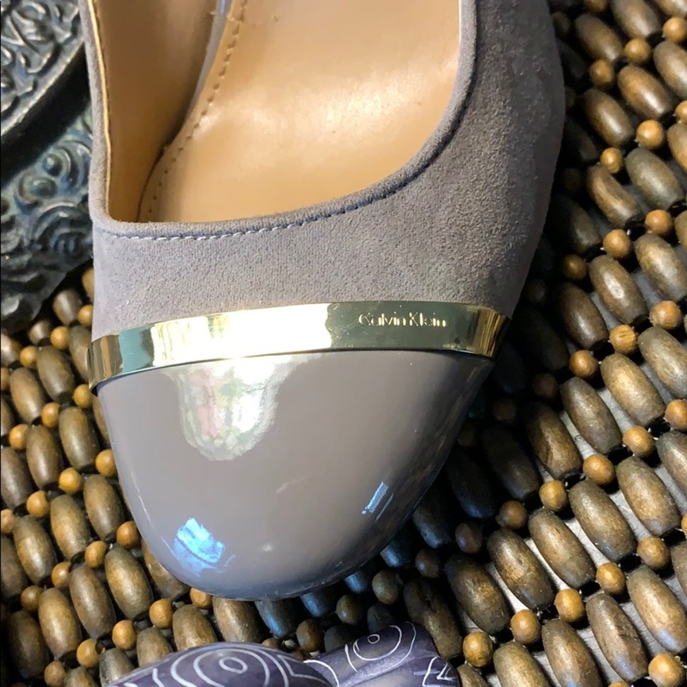 Heels - Picture 3 of 4